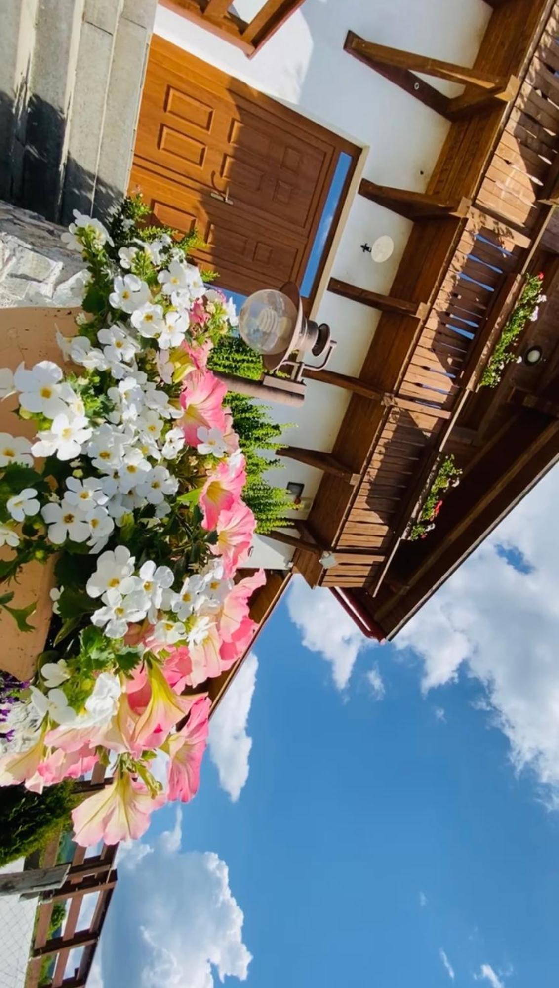 Gold Horse Vendeghaz Hotel Szilvasvarad Bagian luar foto